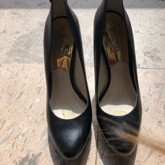 Michael Kors black high heels - Picture 3 of 5
